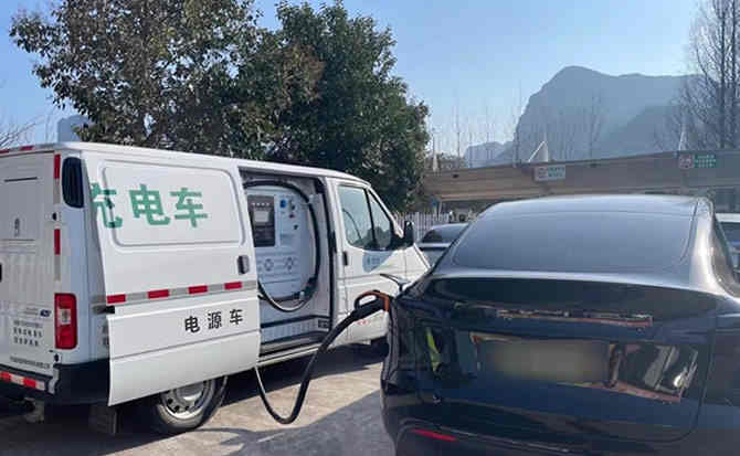 黔江区汽车搭电