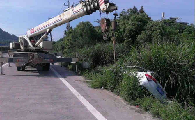 黔江区重载吊车救援